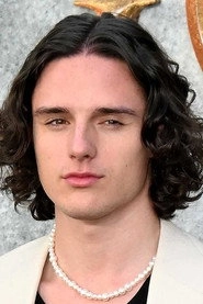 Ảnh diễn viên Harry Collett